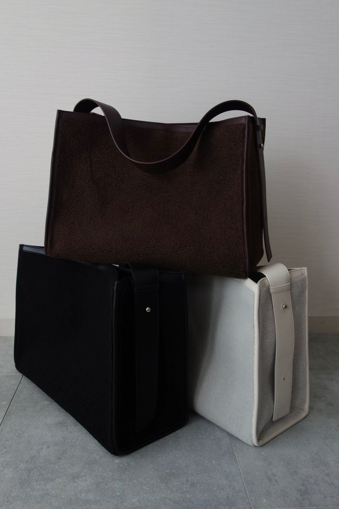 LEATHER BOA TOTE