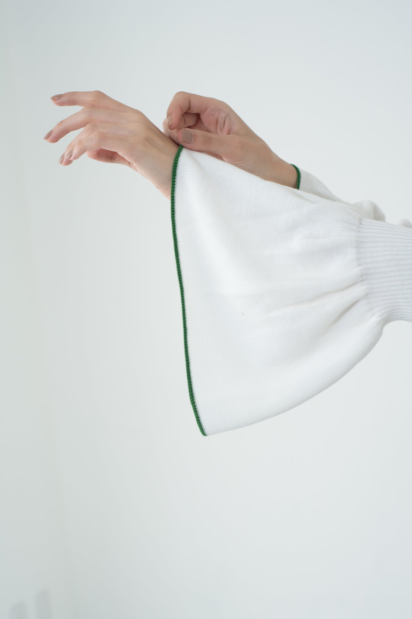 FLARE RIB KNIT