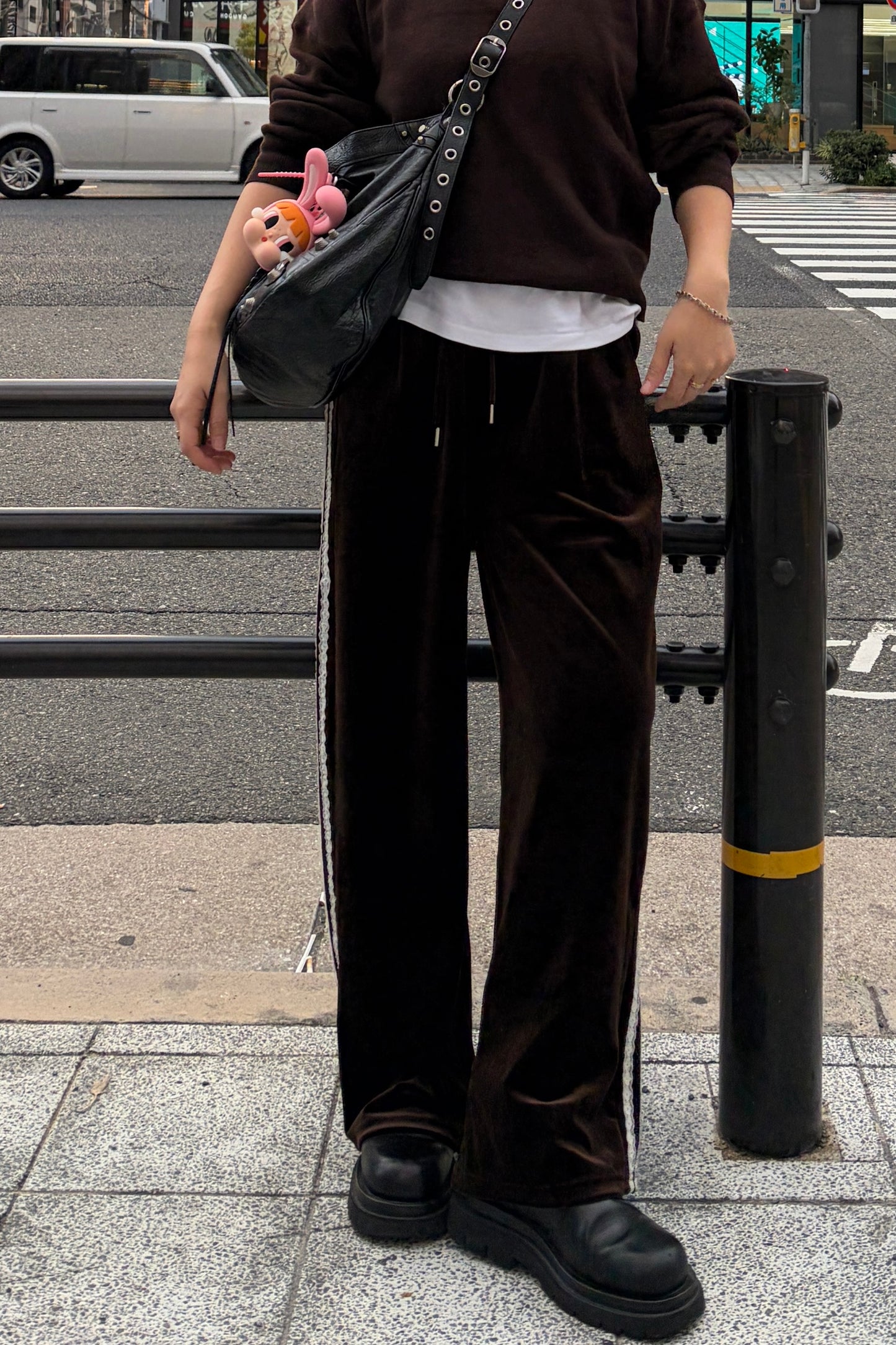 予約 / VELVET LACE PANTS