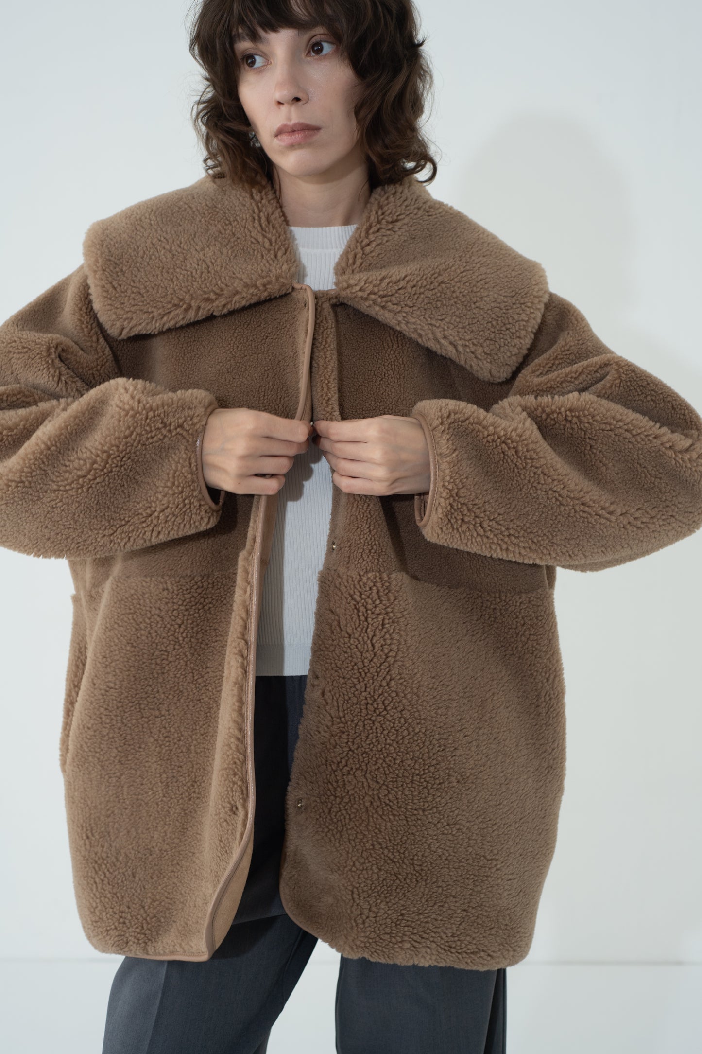 BOA COLLAR COAT (BORDEAUX)