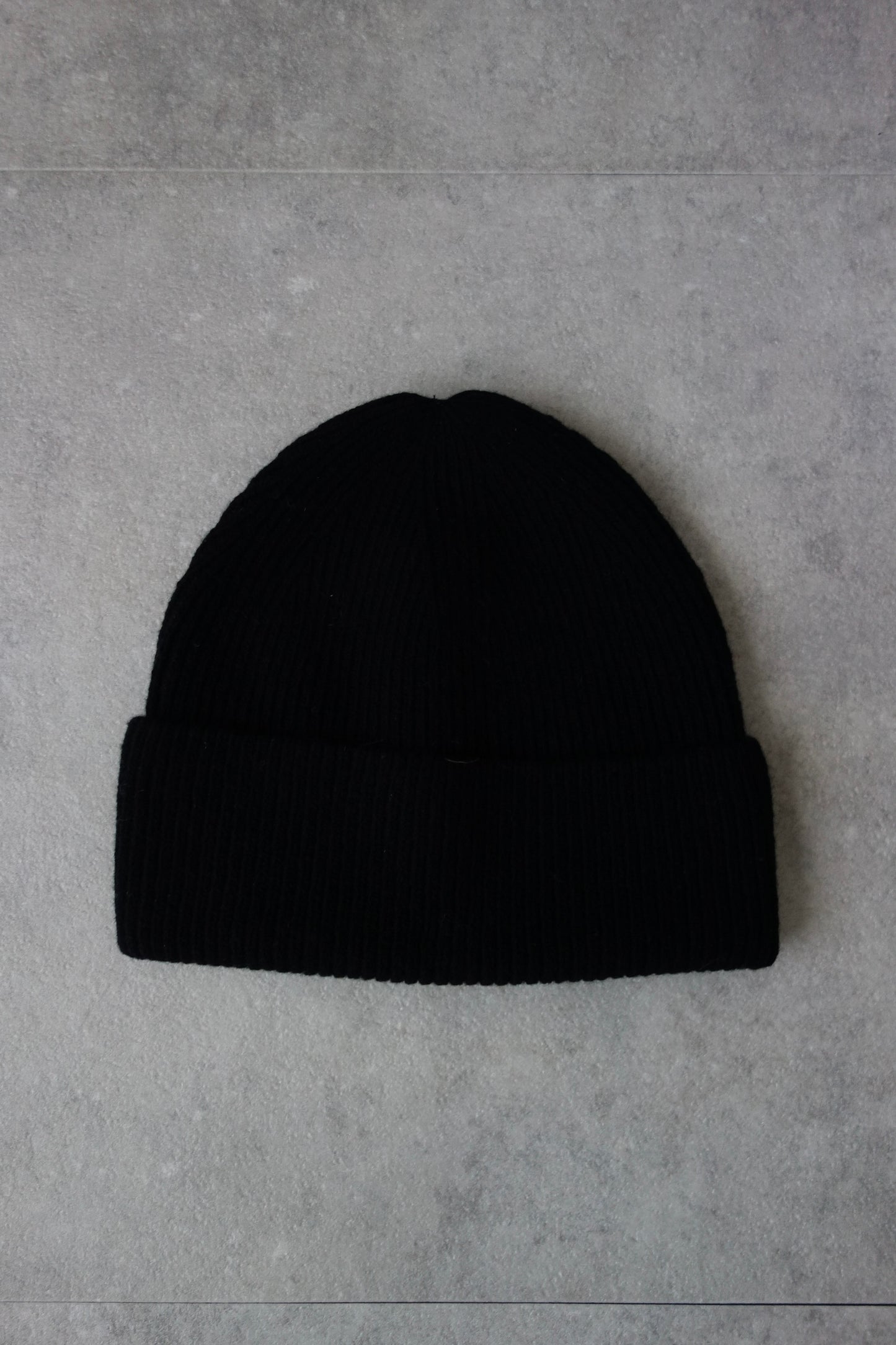 KNIT BEANIE