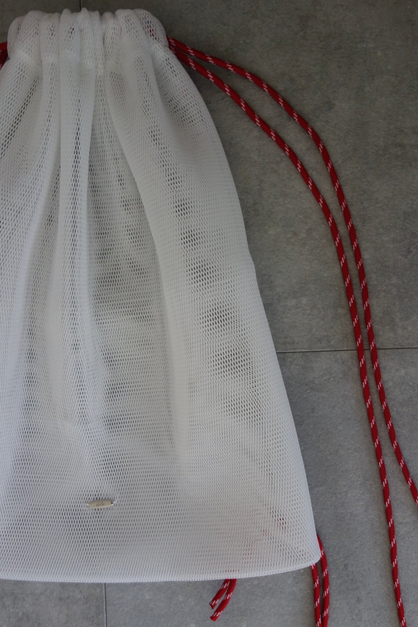 MESH BACKPACK