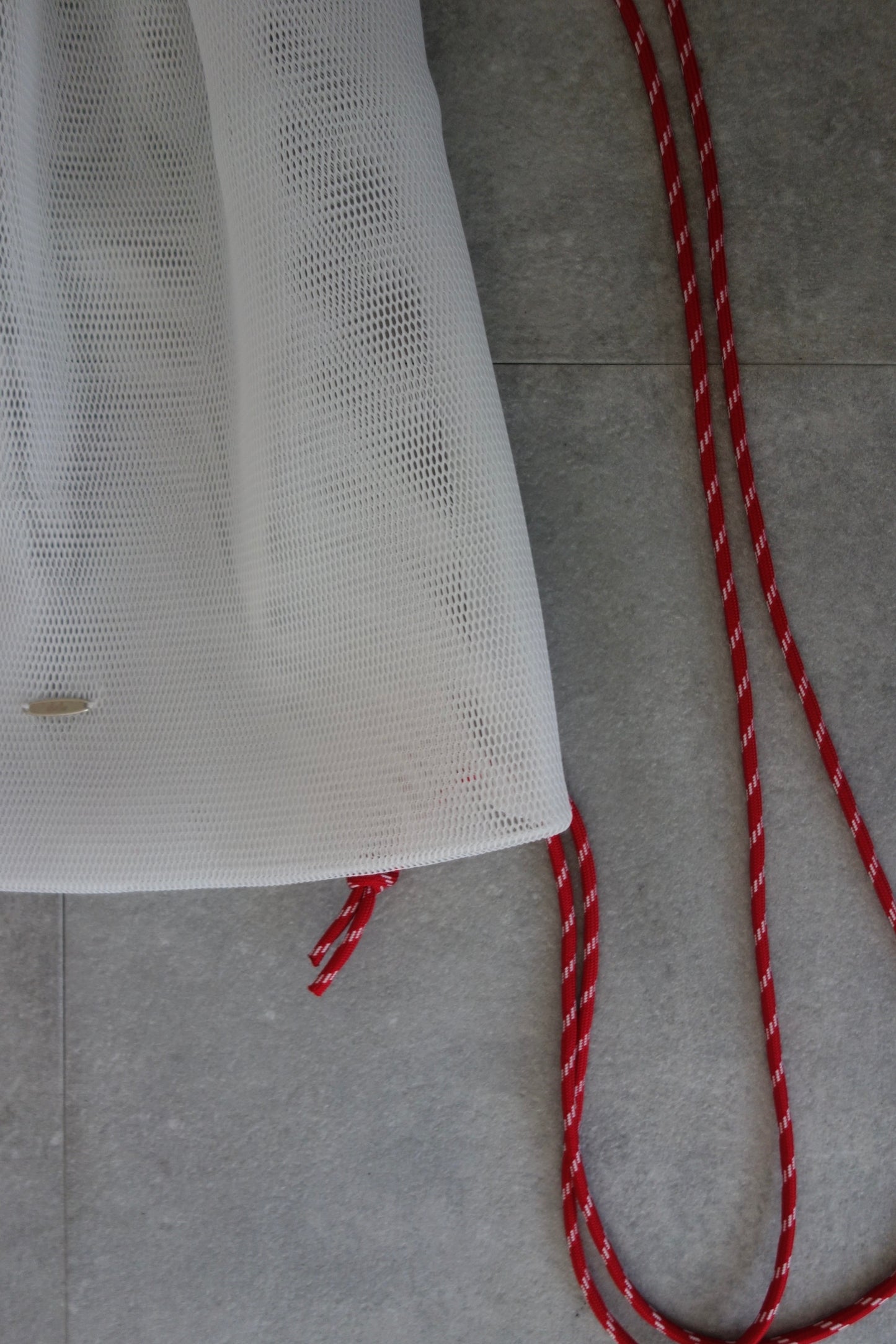 MESH BACKPACK