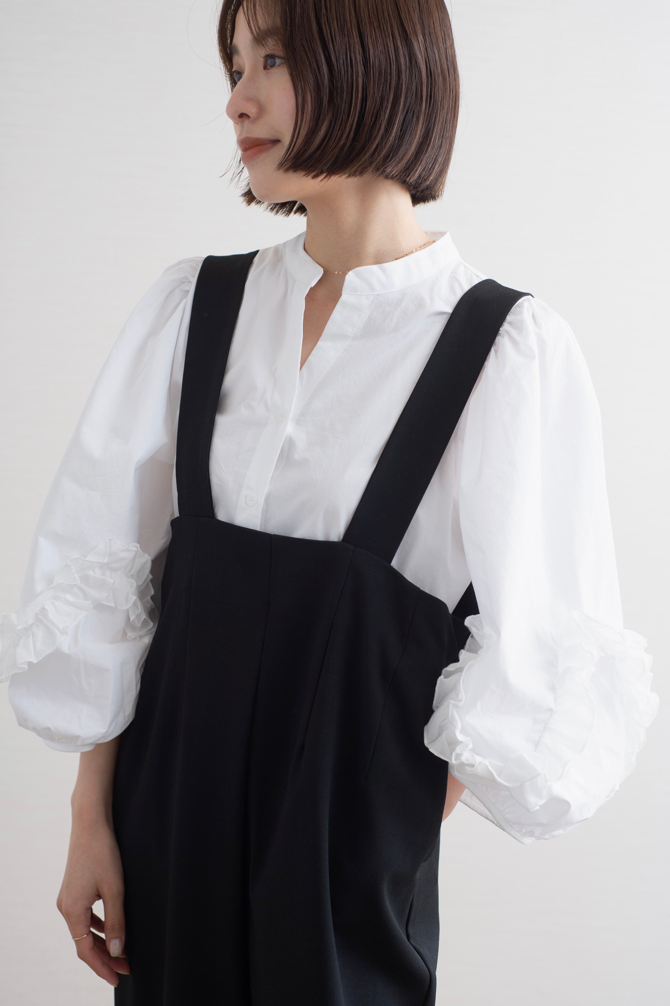 予約］FRILL SLEEVE PUFF BLOUSE – MAMU ONLINE STORE