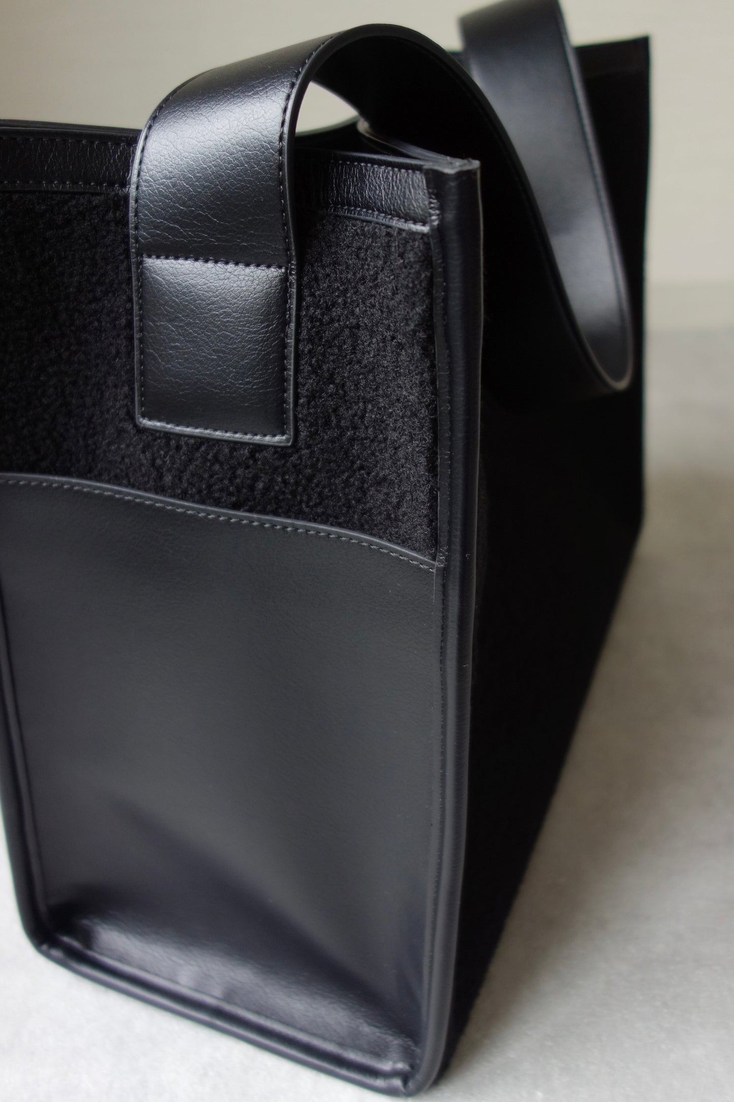 LEATHER BOA TOTE