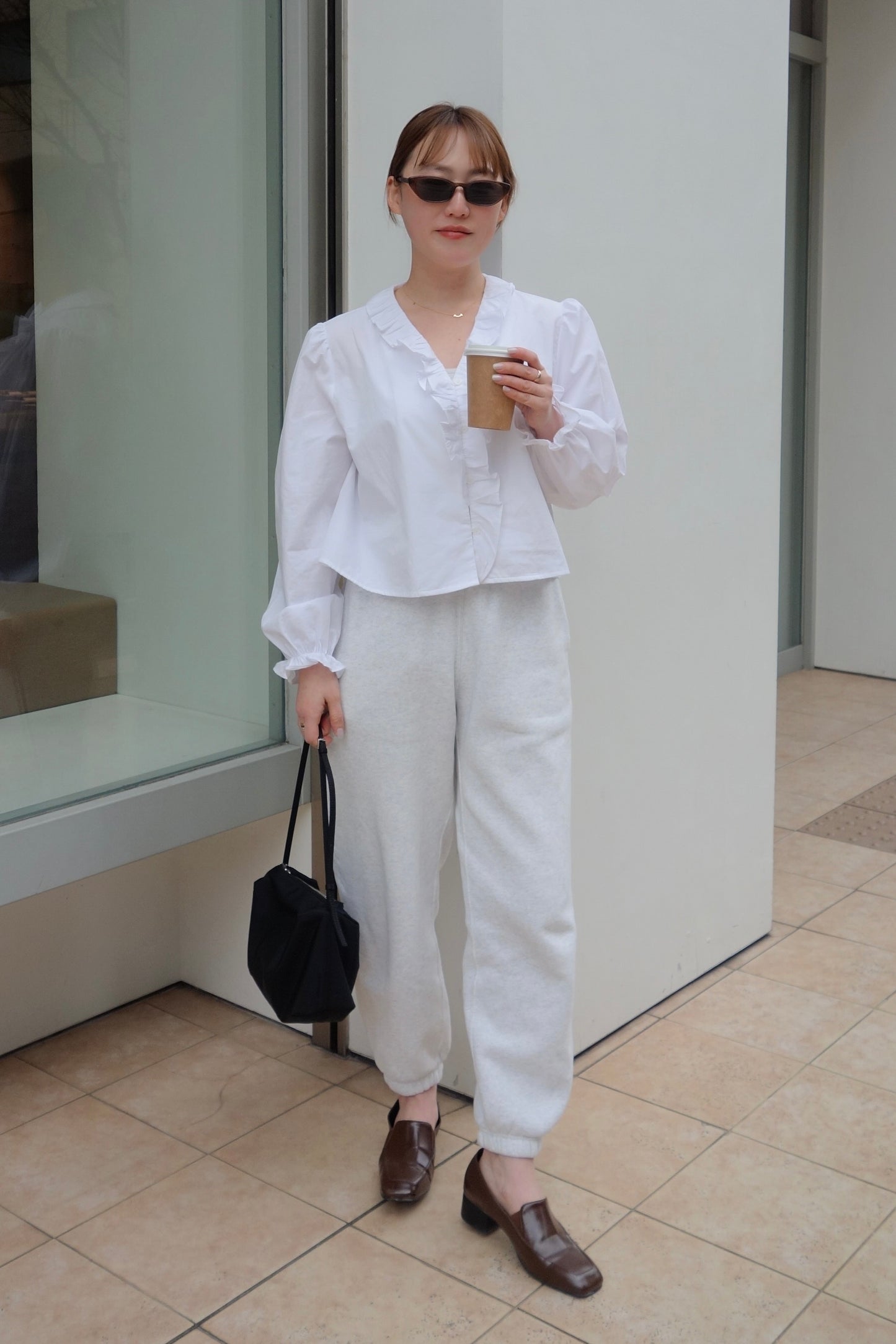 予約 / FRILL BLOUSE