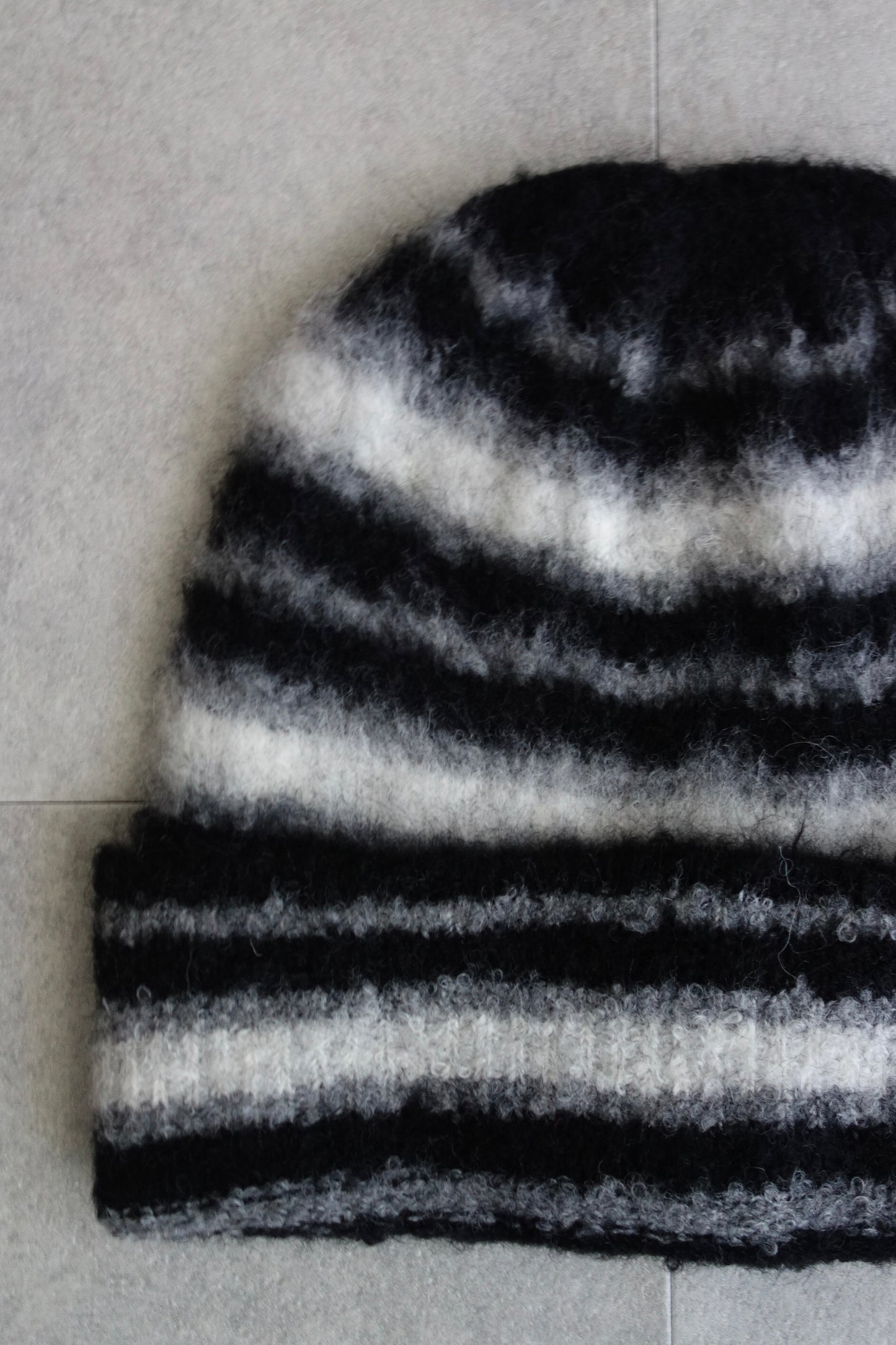 STRIPE KNIT BEANIE