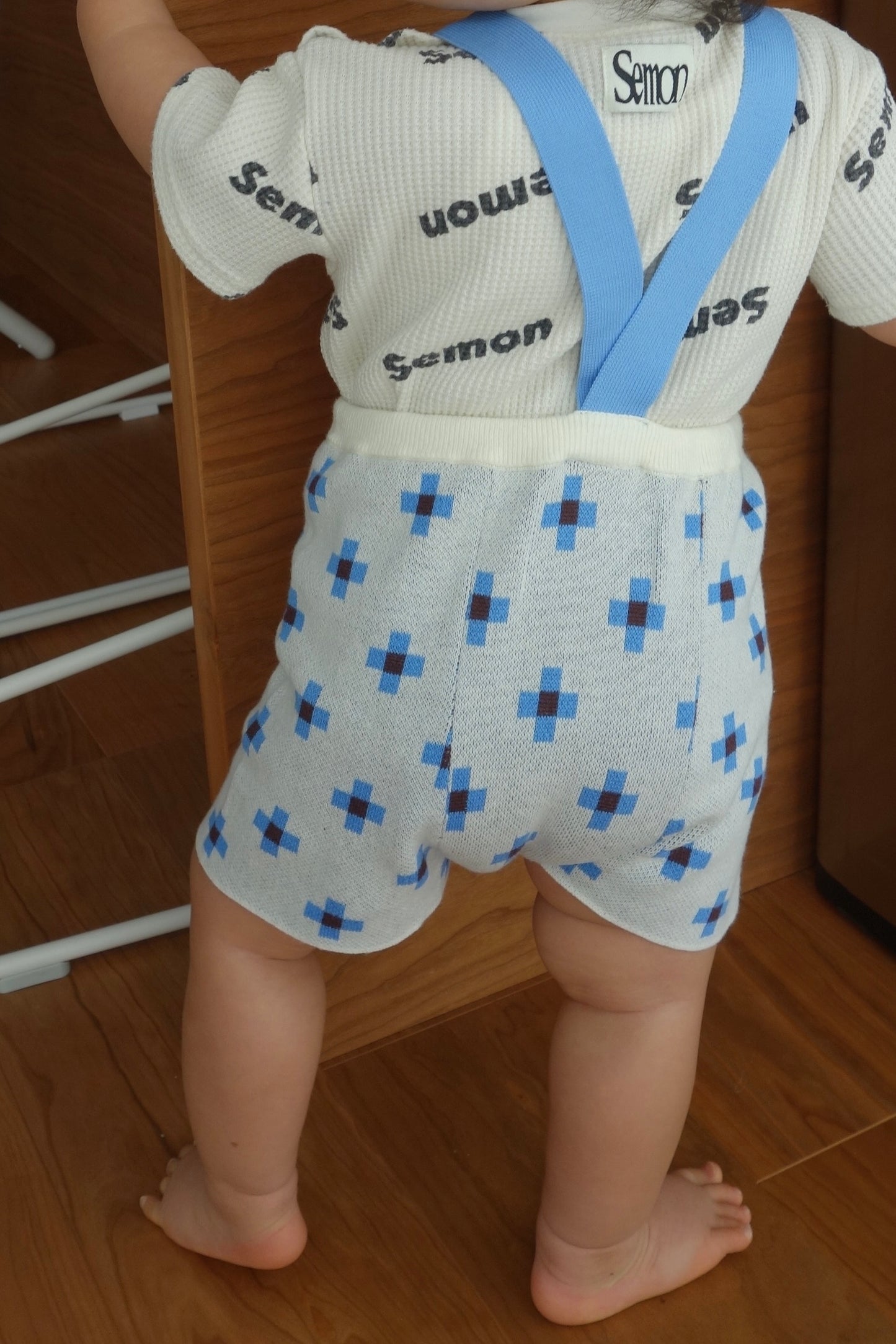 FLOWER TILE SHORT PANTS