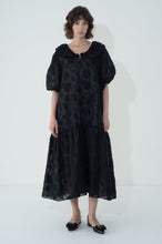 画像をギャラリービューアに読み込む, ［予約］ FRILL JACQUARD DRESS
