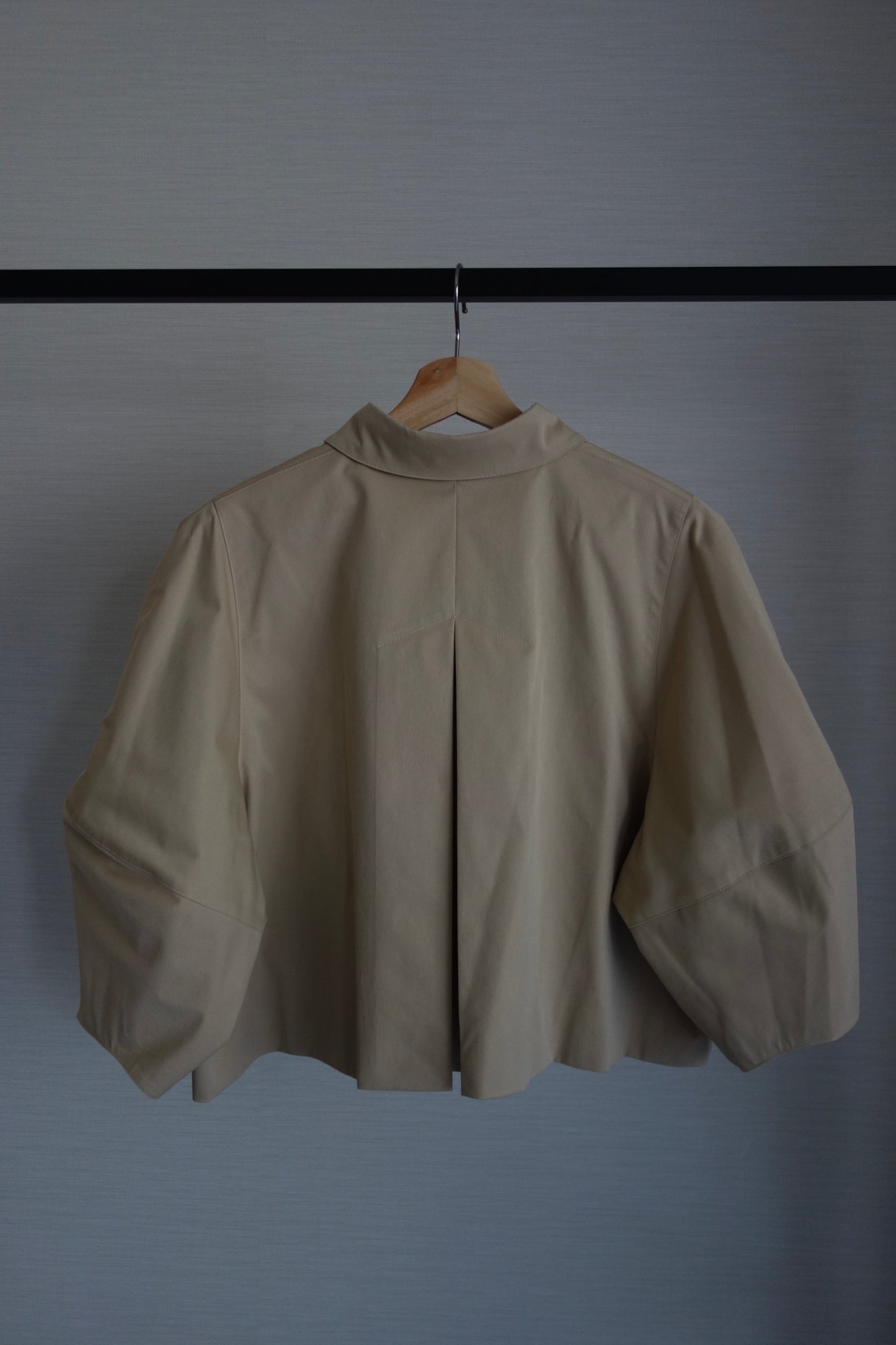 LANTHAN SLEEVE JACKET