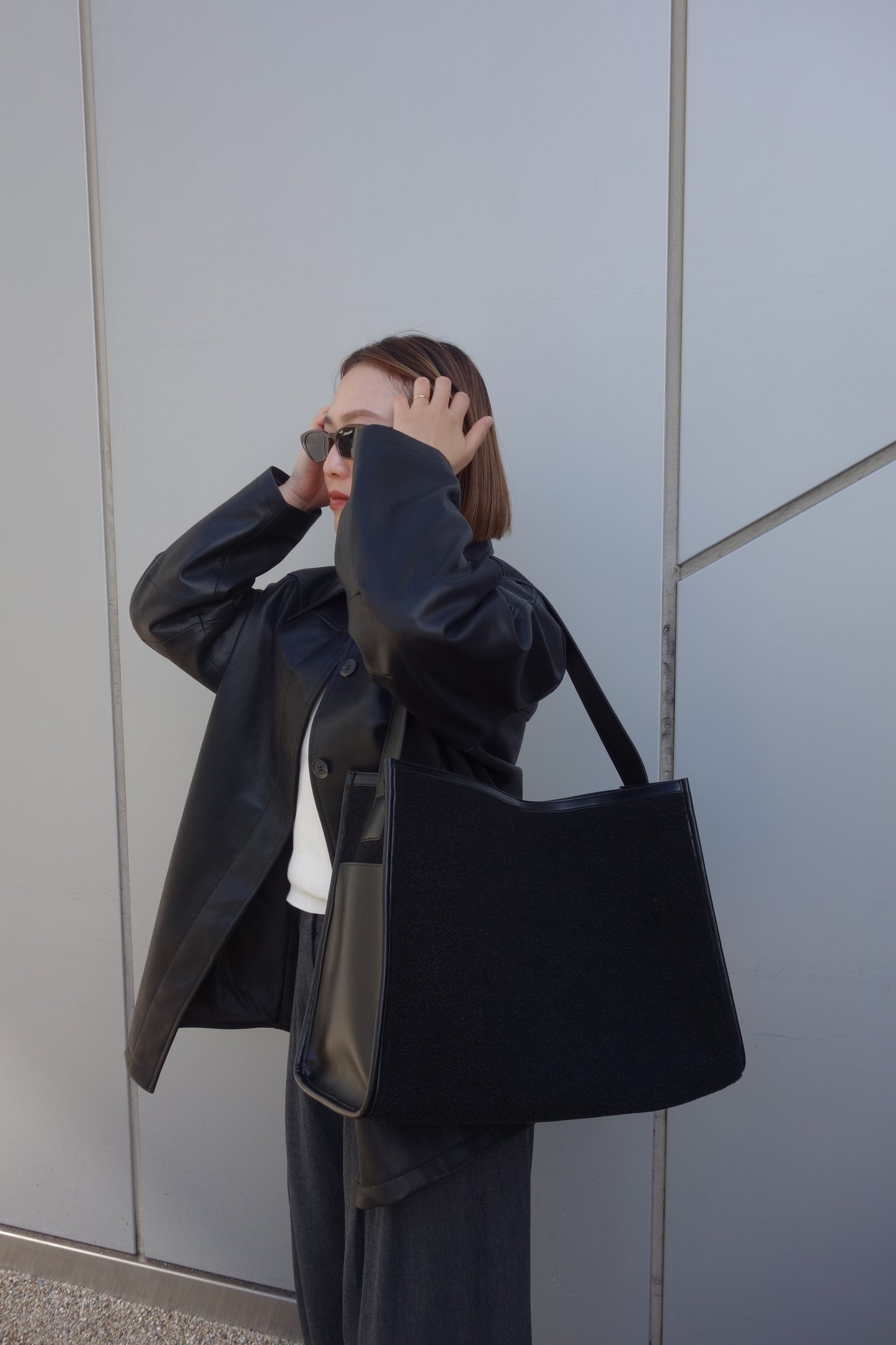 LEATHER BOA TOTE