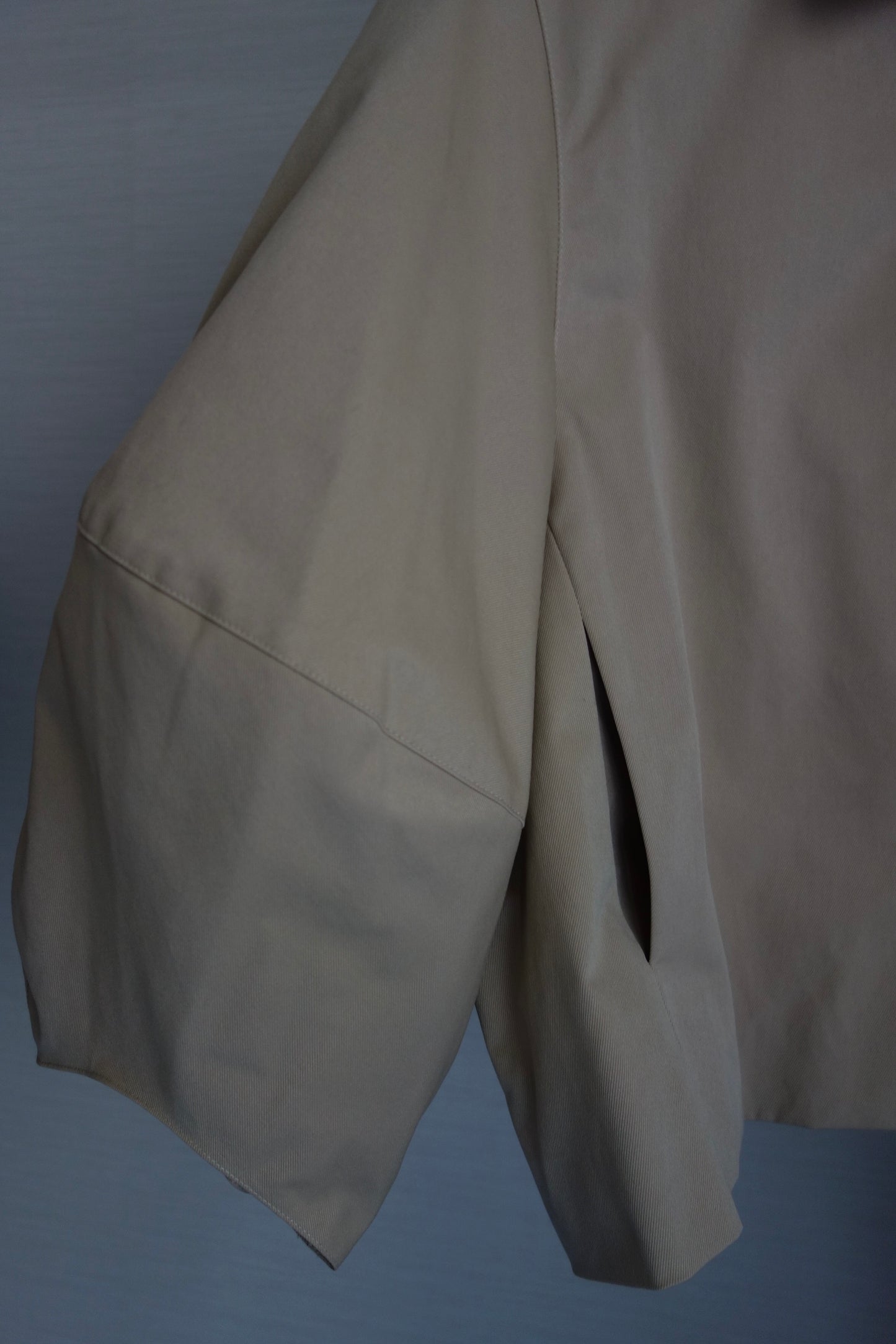 LANTHAN SLEEVE JACKET