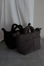 画像をギャラリービューアに読み込む, Malti puffer bag
