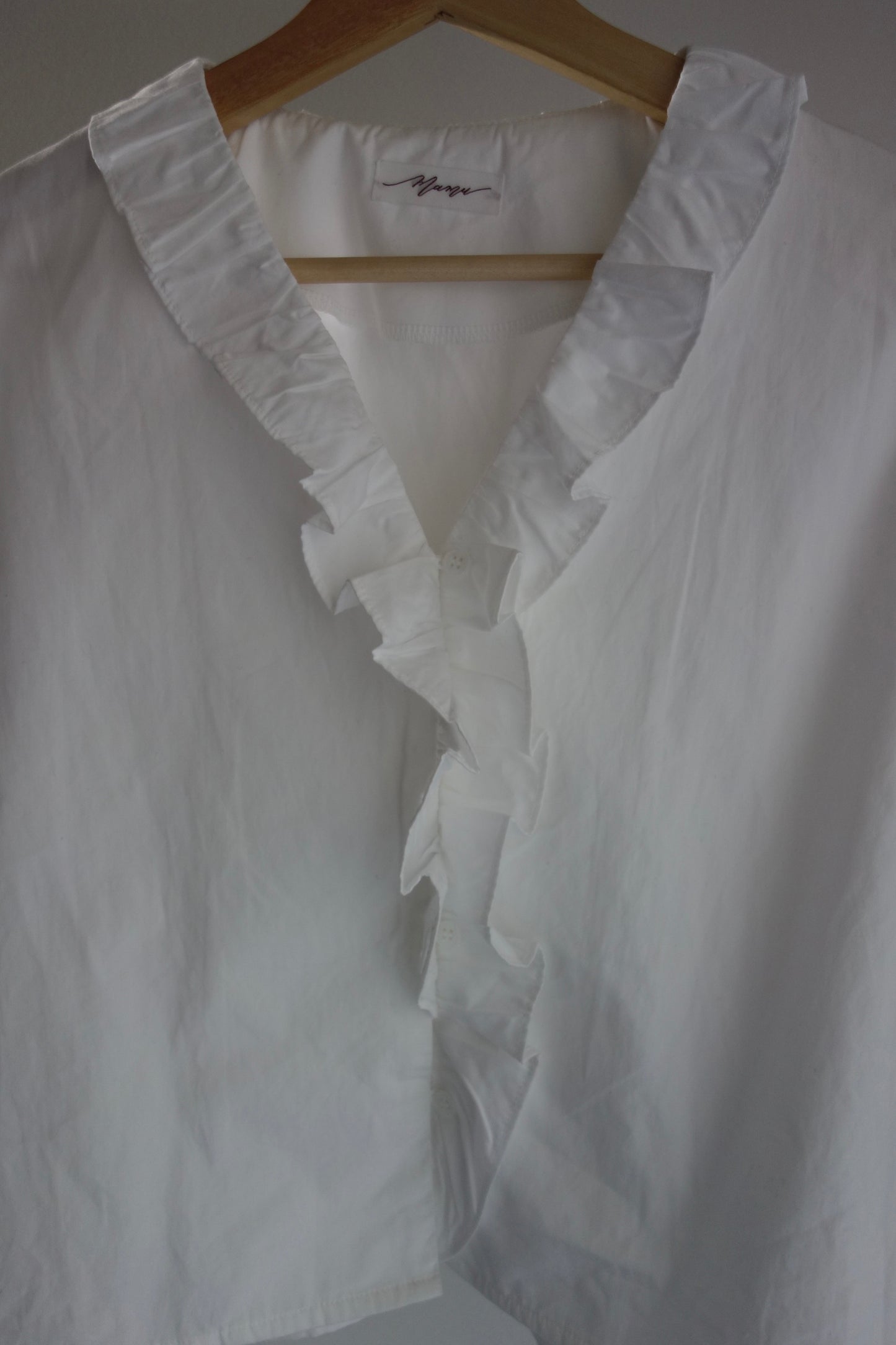 予約 / FRILL BLOUSE