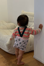 画像をギャラリービューアに読み込む, Flower tile suspender short pants
